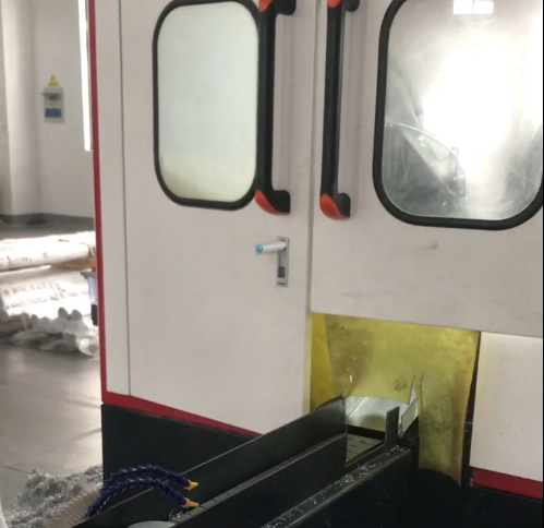 GLS-100高速圆锯机